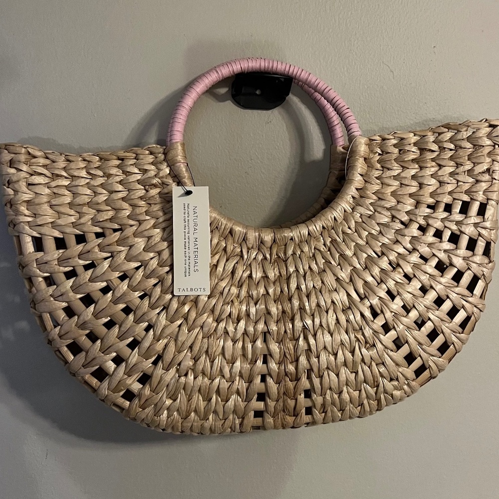 🌺BEAUTIFUL BAG FOR ALL OCCASIONS!